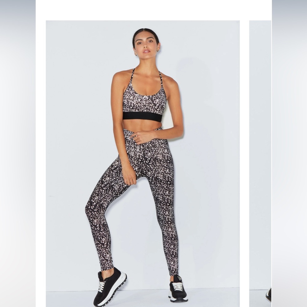 Noli Yoga Ultra Reflective Silver Leggings